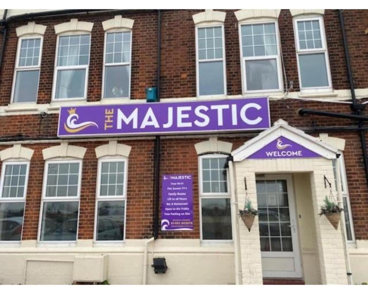 Easton At Majestic Hotel 大雅茅斯 外观 照片